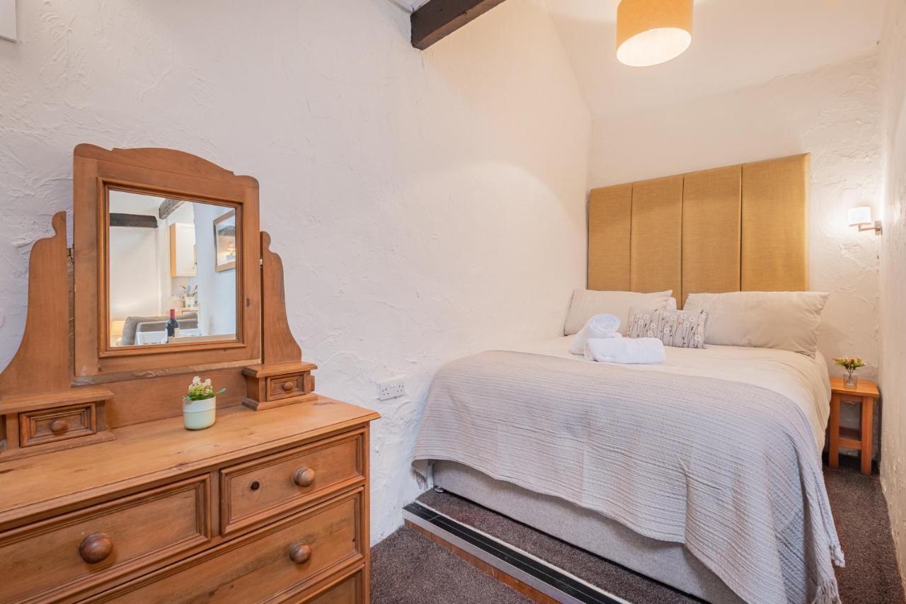 קזיק Cottage 6 Studio Mews מראה חיצוני תמונה